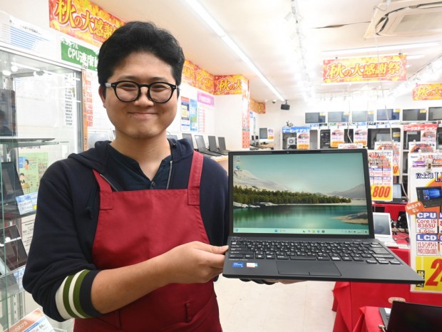 PCコンフル 秋葉原本店 足立さん