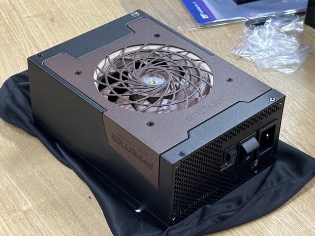 PRIME TX-1600 Noctua Edition