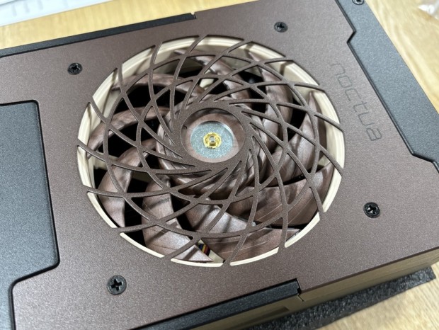 PRIME TX-1600 Noctua Edition