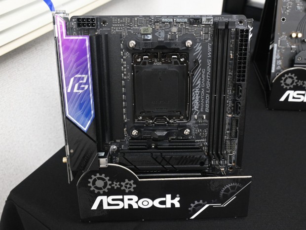 ASRock Intel B860/AMD B850マザーボード発表会