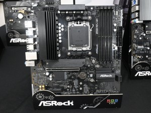 ASRock Intel B860/AMD B850マザーボード発表会