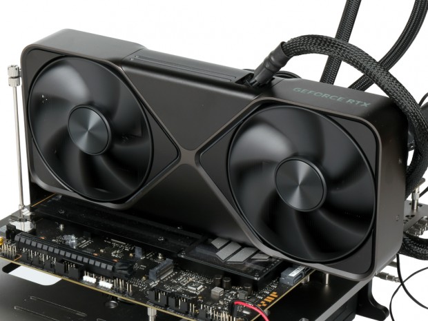 GeForce RTX 5090 Founders Edition