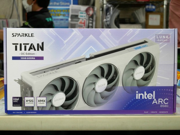 SPARKLE Intel Arc B580 TITAN Luna OC